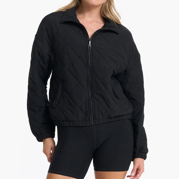 Vuori Jackets & Blazers - Vuori Jacket Womens XL Halo Insulated Jacket Active Warm Cozy Comfy Quilted